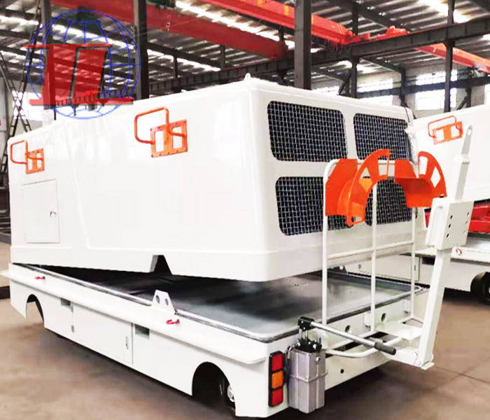 长沙机场用自行多功能车