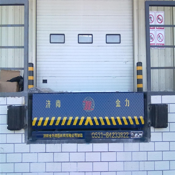 长沙码头用固定登车桥